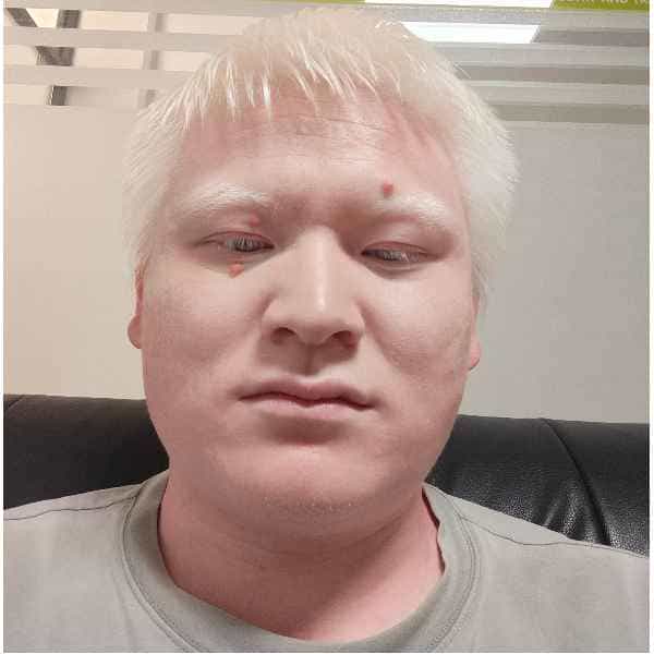 安徽28岁单身帅哥真诚找对象-铁岭征婚相亲网