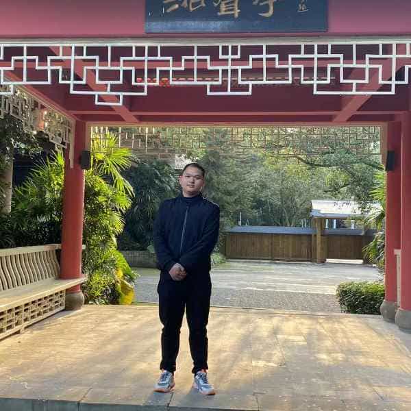 重庆30岁单身帅哥真诚找对象-铁岭征婚相亲网