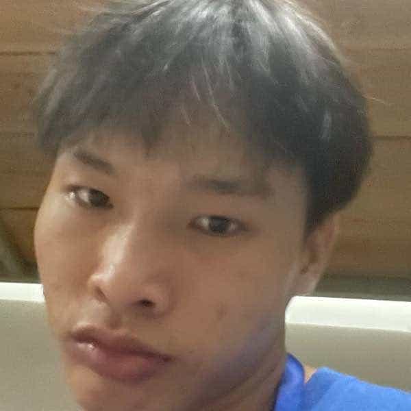海南19岁单身帅哥真诚找对象-铁岭征婚相亲网